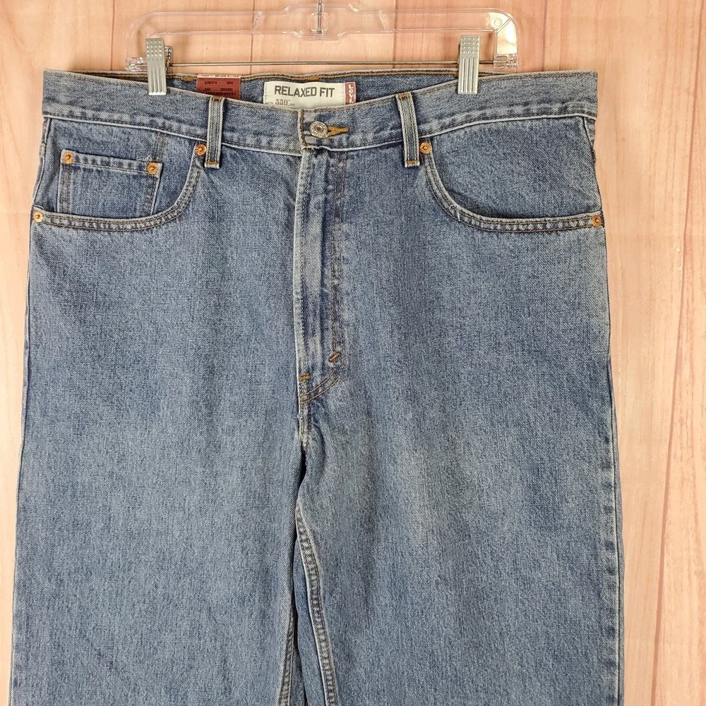 Levis 550 Relaxed Fit Baggy Jeans Mens 38x34 Blue Medium Wash Tapered Leg
